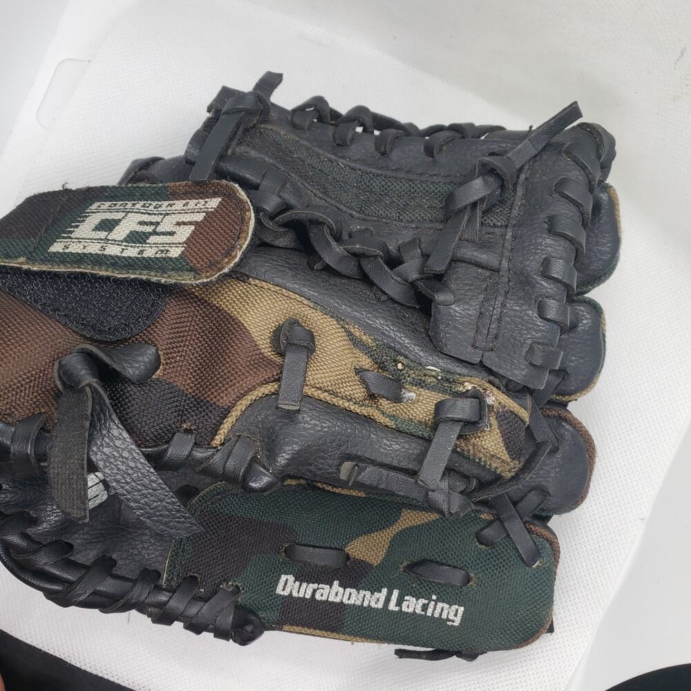 Franklin Sports 9 Inch Youth Baseball Glove Mitt Camo Series 4525 RHT